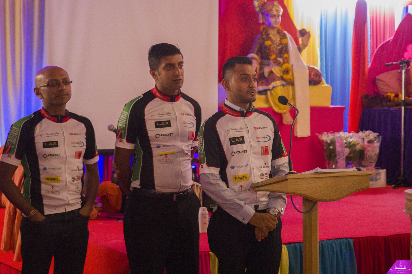 7D2A6418 copy - ©1987-2017 SKS Swaminarayan Temple East London